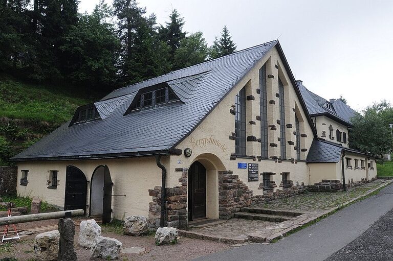 Besucherbergwerk Zinnwald, Eingangsgebäude
