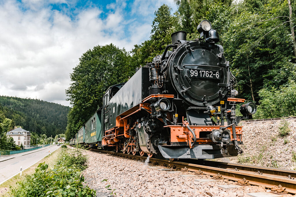 Dampflok der Weißeritztalbahn bei Kipsdorf